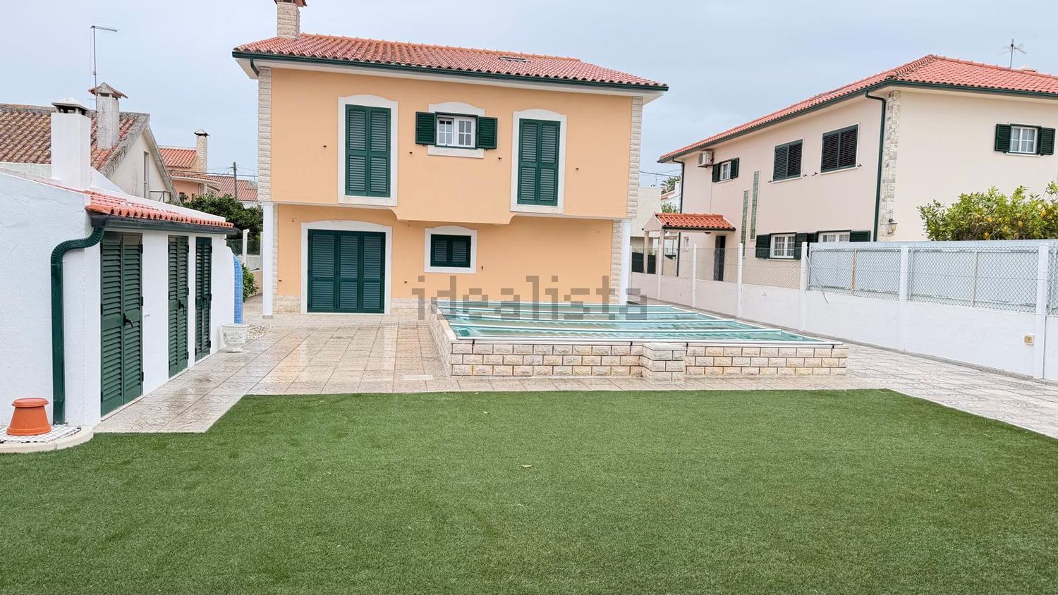 小楼房或独栋别墅出售在Quinta de Asseca - Padre Nabeto - 外立面