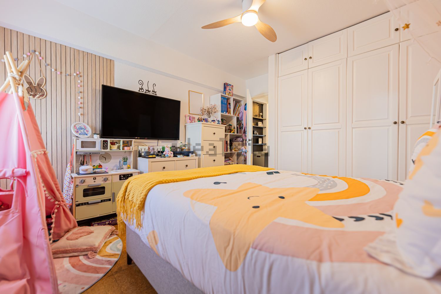 公寓 t4出售在Rua Almeida Garrett - 卧室