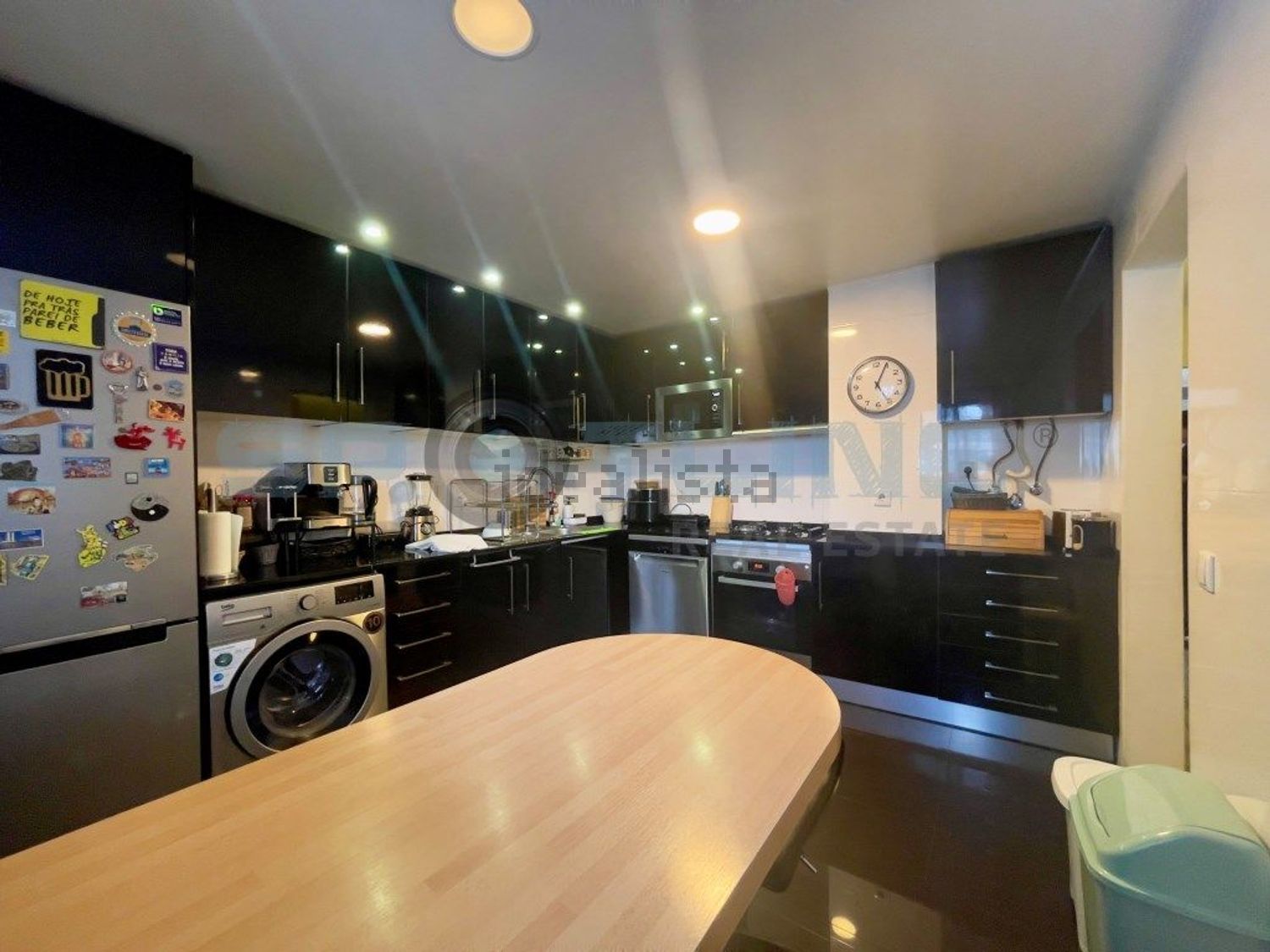 公寓 t4出售在Rua Barata Feyo, 10 - 厨房