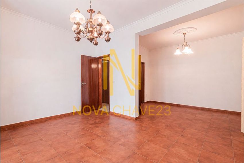 公寓 t2出售在Rua Camilo Castelo Branco