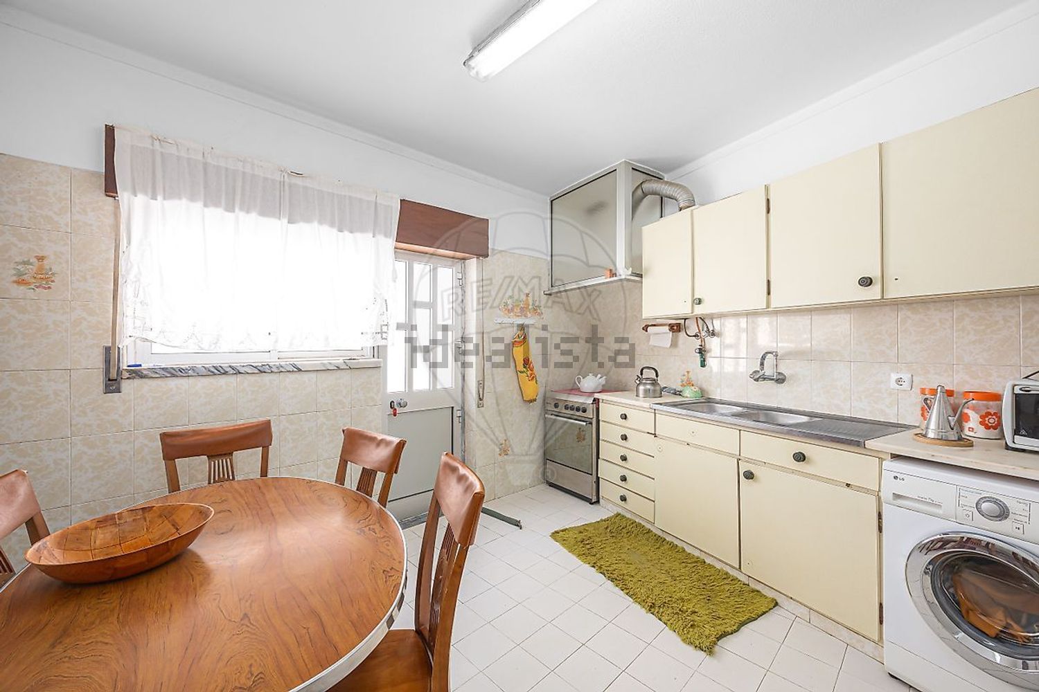 小楼房或独栋别墅出售在Rua das Adegas - 厨房