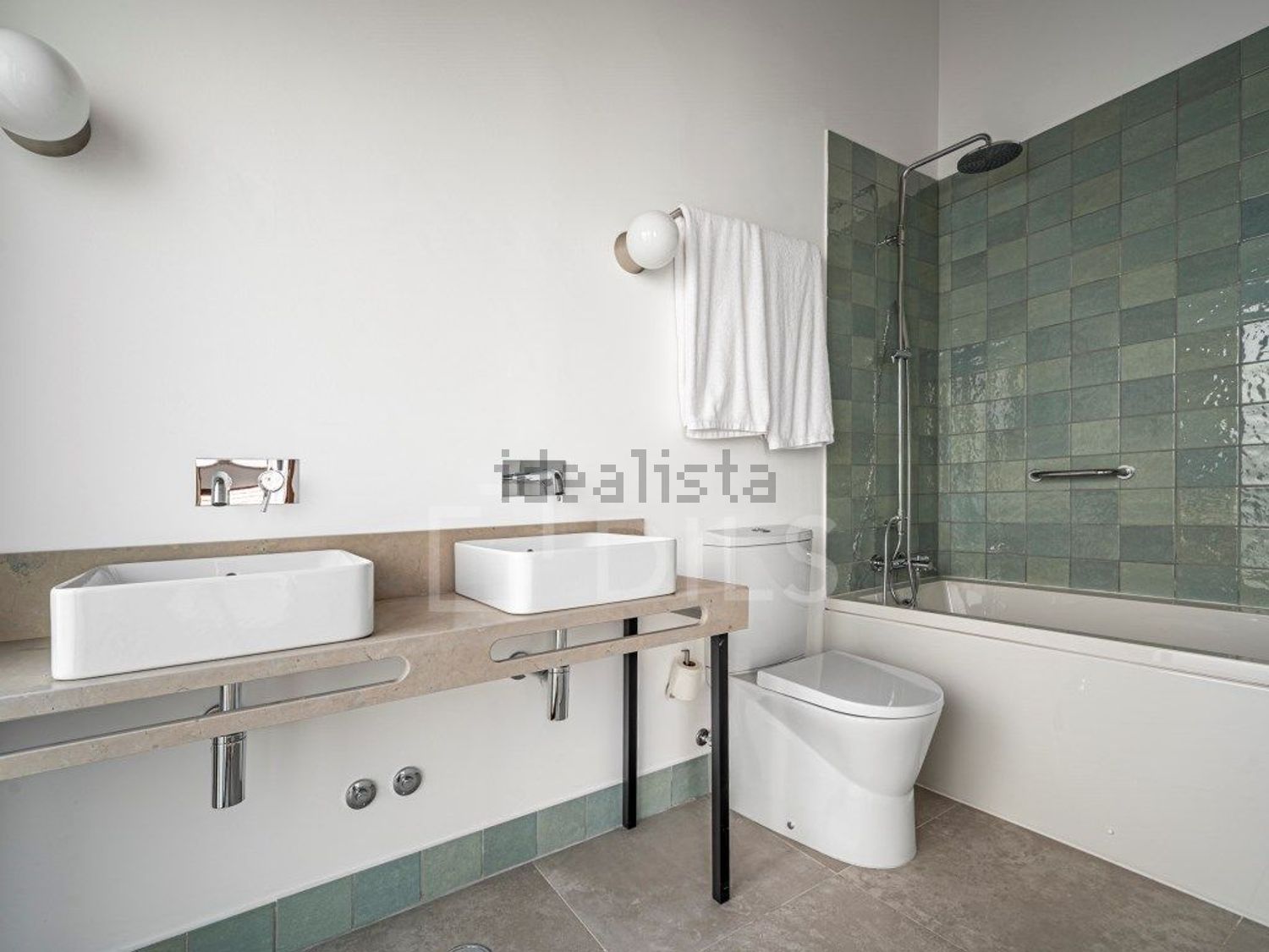 小楼房或独栋别墅出售在Rua da Eira - 卫生间