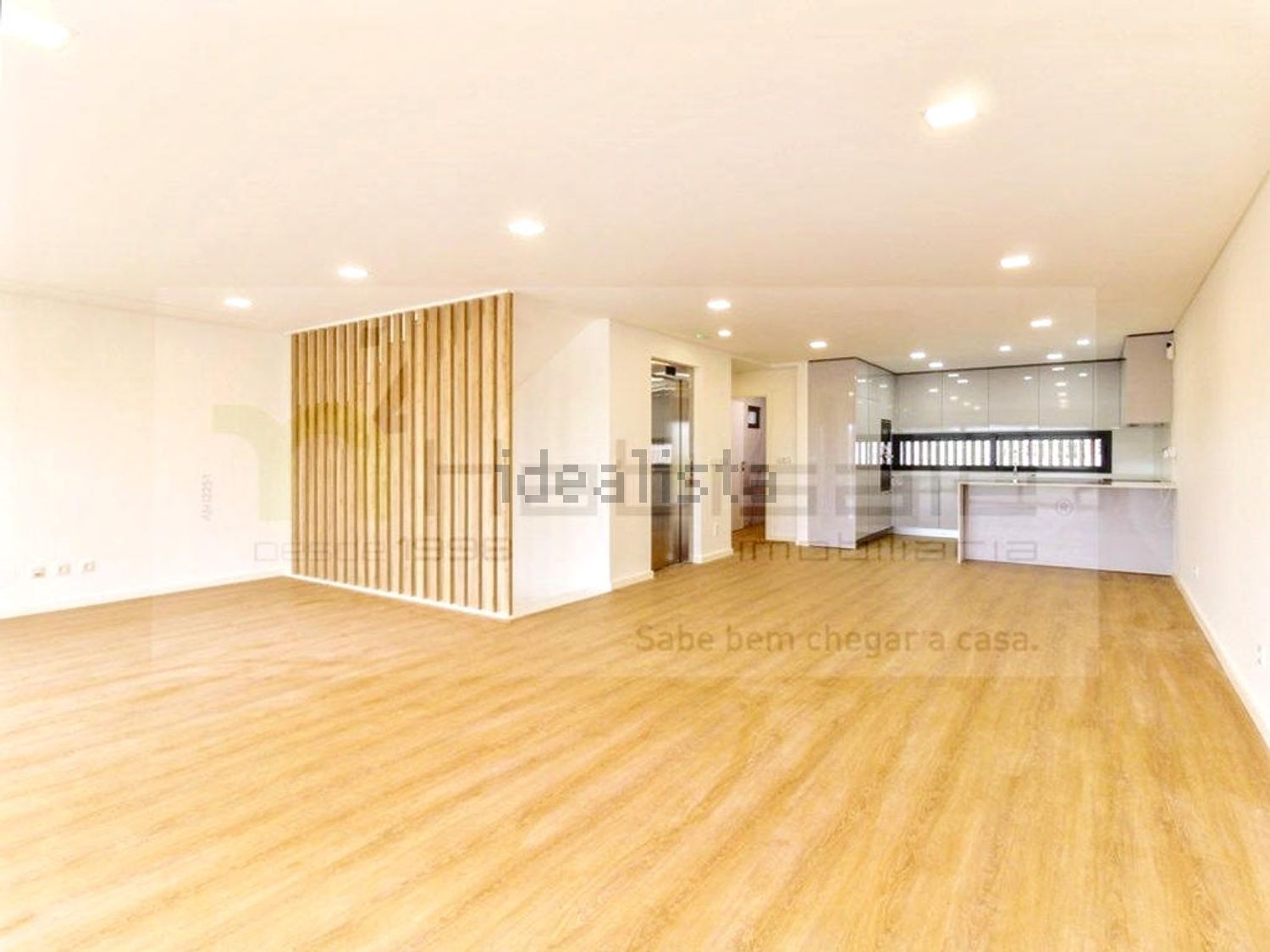 小楼房或独栋别墅出售在Rua Vieira da Silva - 居住