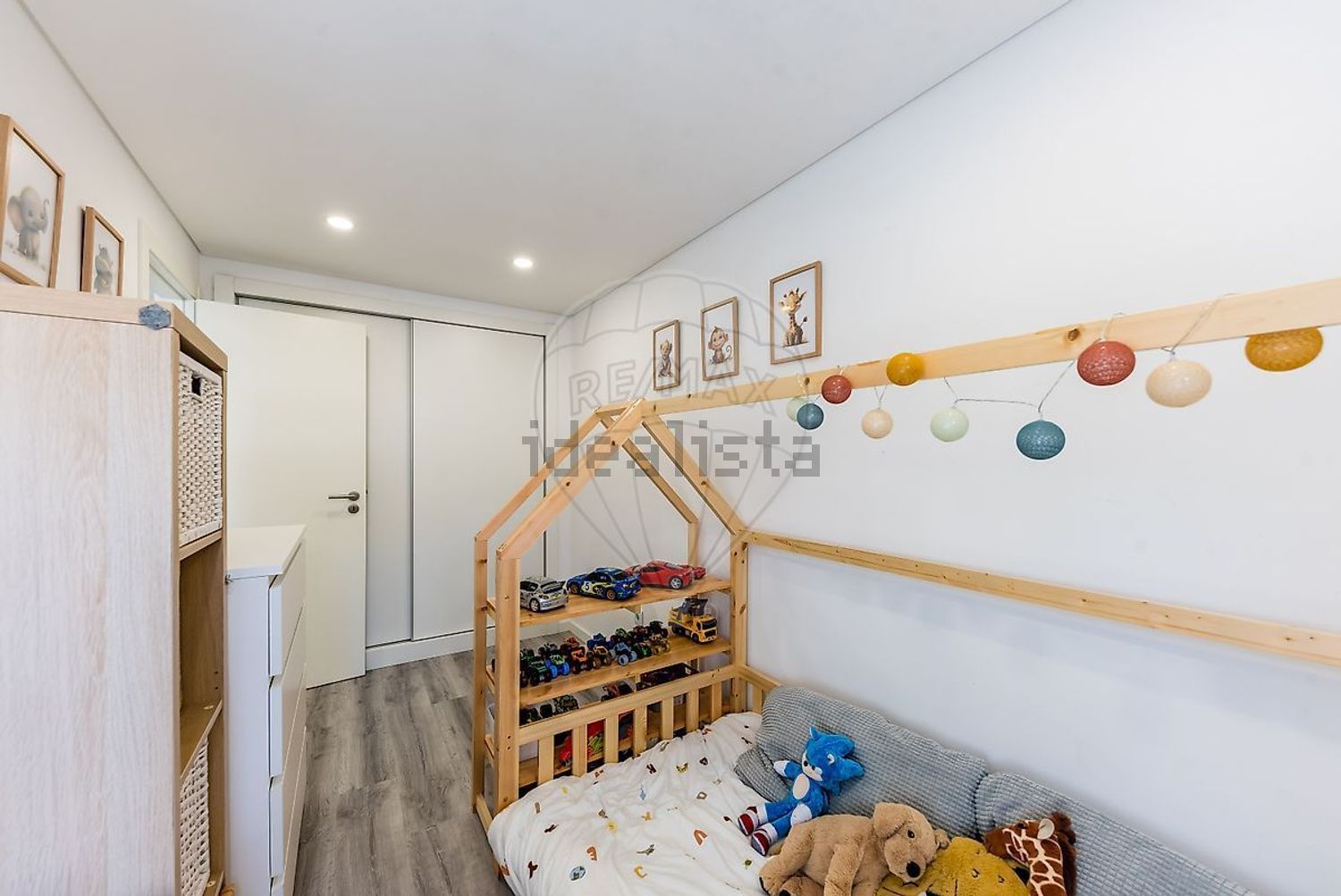 公寓 t3出售在Rua Capitão-Mor Lopes Sequeira - 卧室