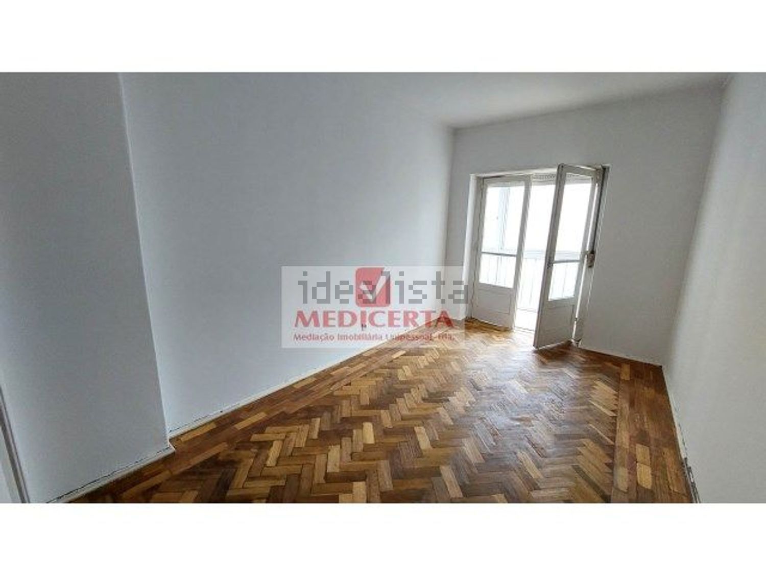 公寓 t3出售在Rua Professor Doutor Virgílio Machado - 卧室