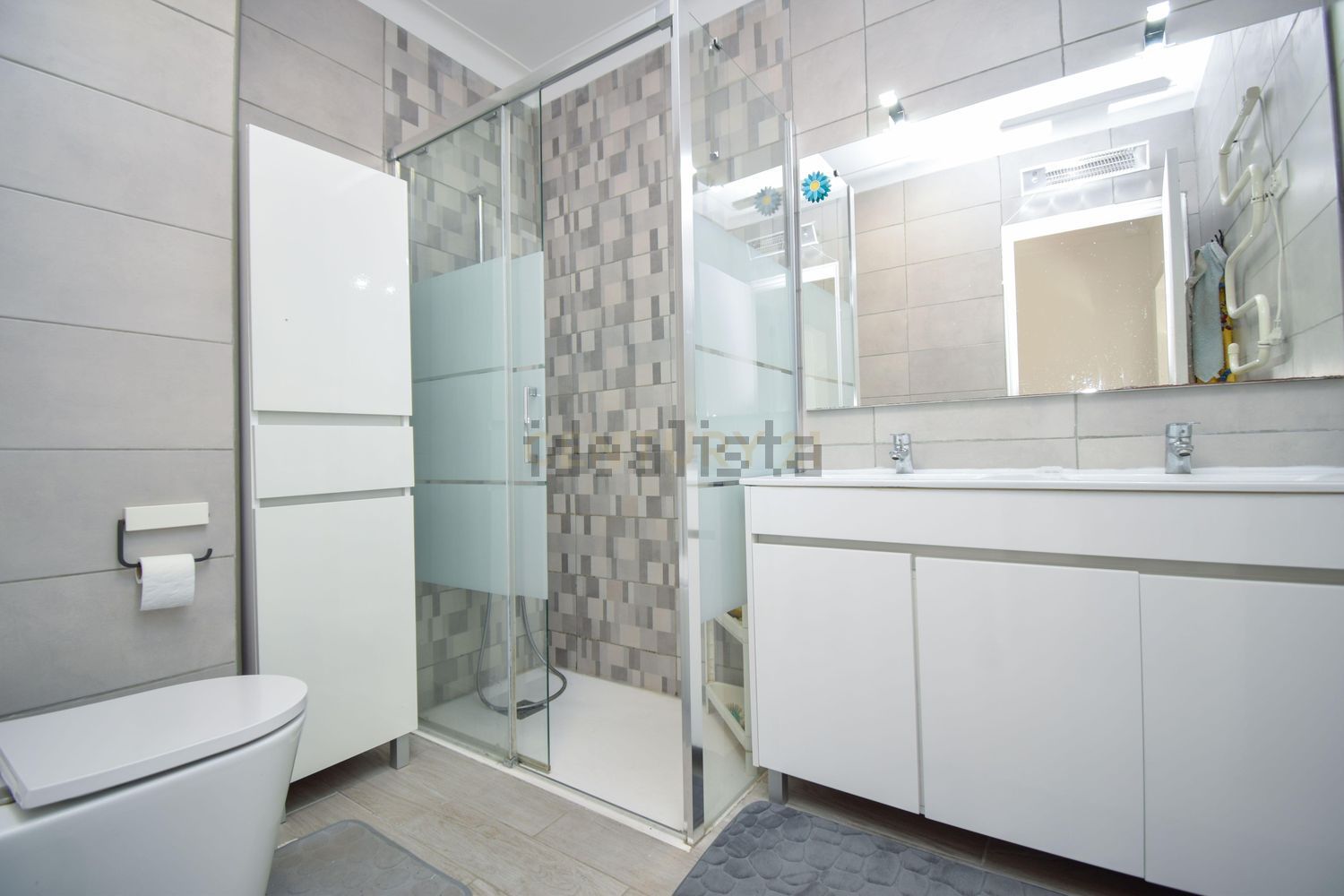 公寓 t2出售在Rua Capitão Salgueiro Maia, 8 - 卫生间