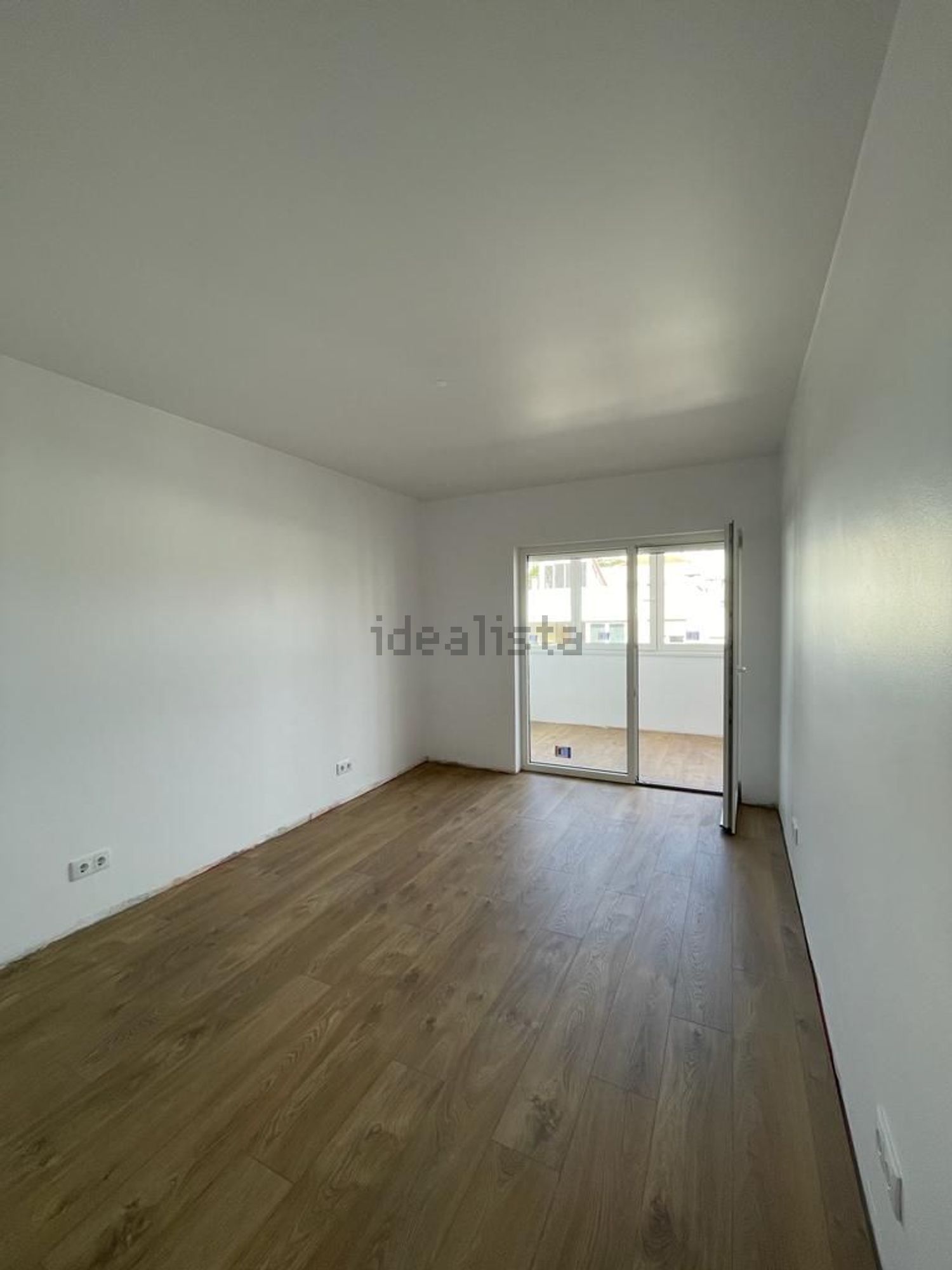 出租公寓 t2在Rua Alfredo Lopes Vilaverde, 15 - 卧室