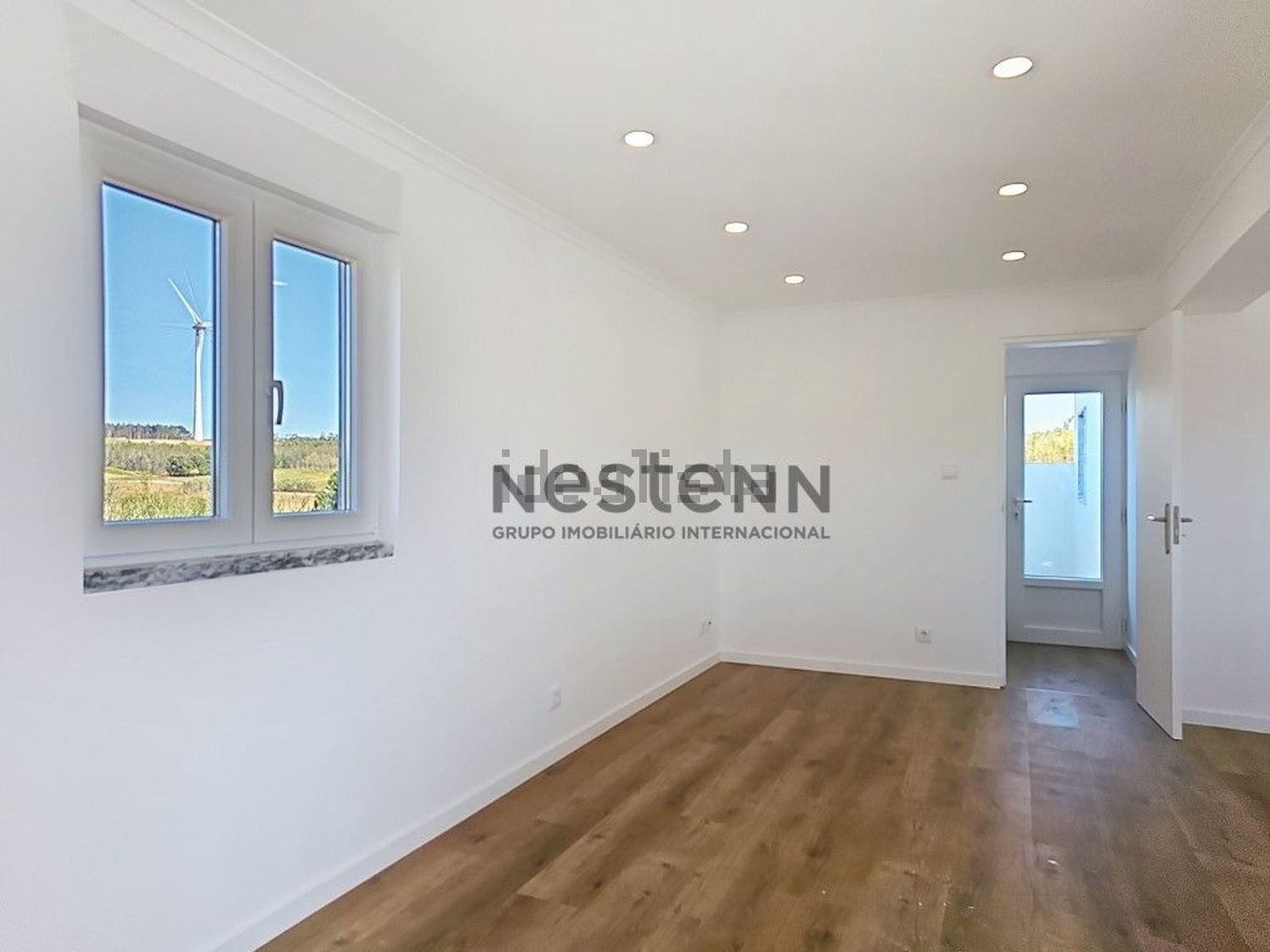 小楼房或独栋别墅出售在Rua do Forno s/n - 居住