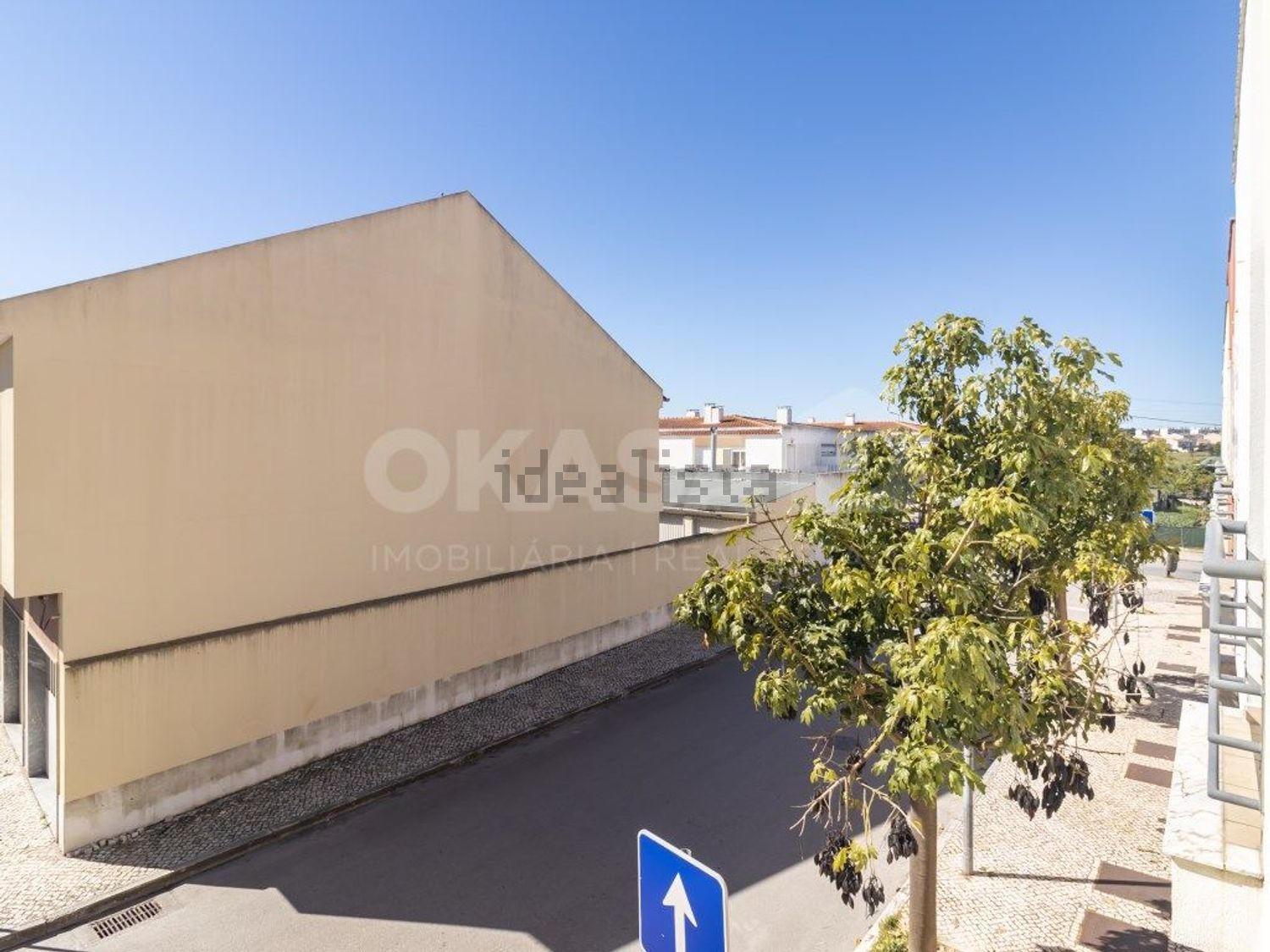 联排别墅出售在Rua Luís de Ataíde - 视线