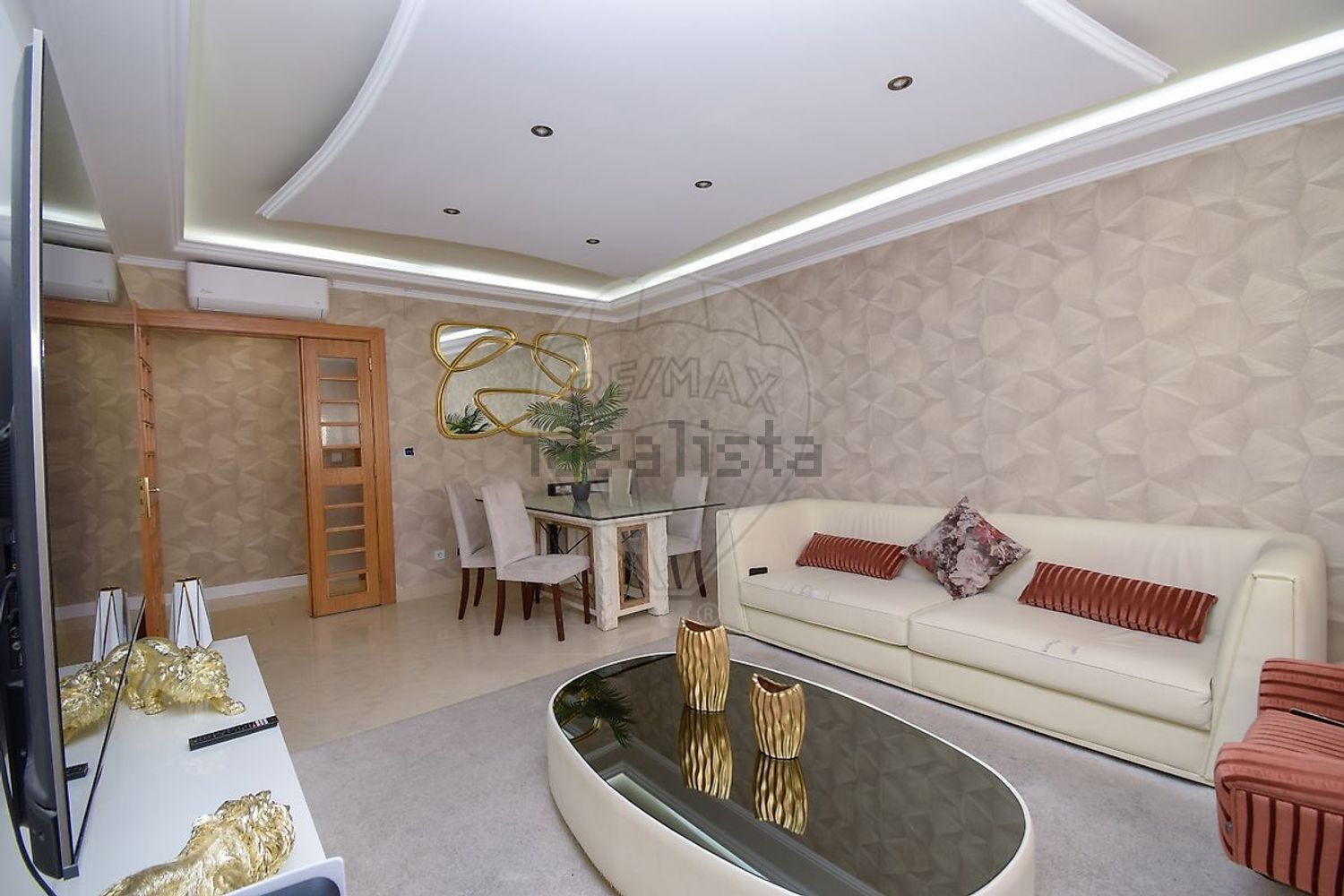 公寓 t3出售在Rua Heliodoro Salgado - 客厅