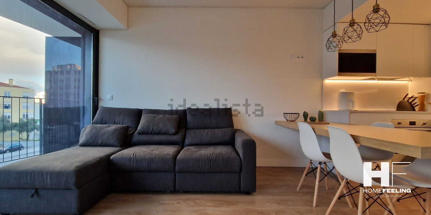 出租公寓 t1在Avenida de Berlim - 客厅