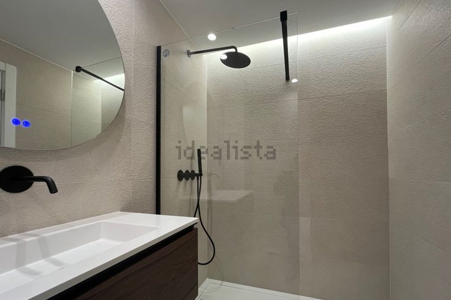 公寓 t1出售在Avenida Tenente Valadim - 卫生间