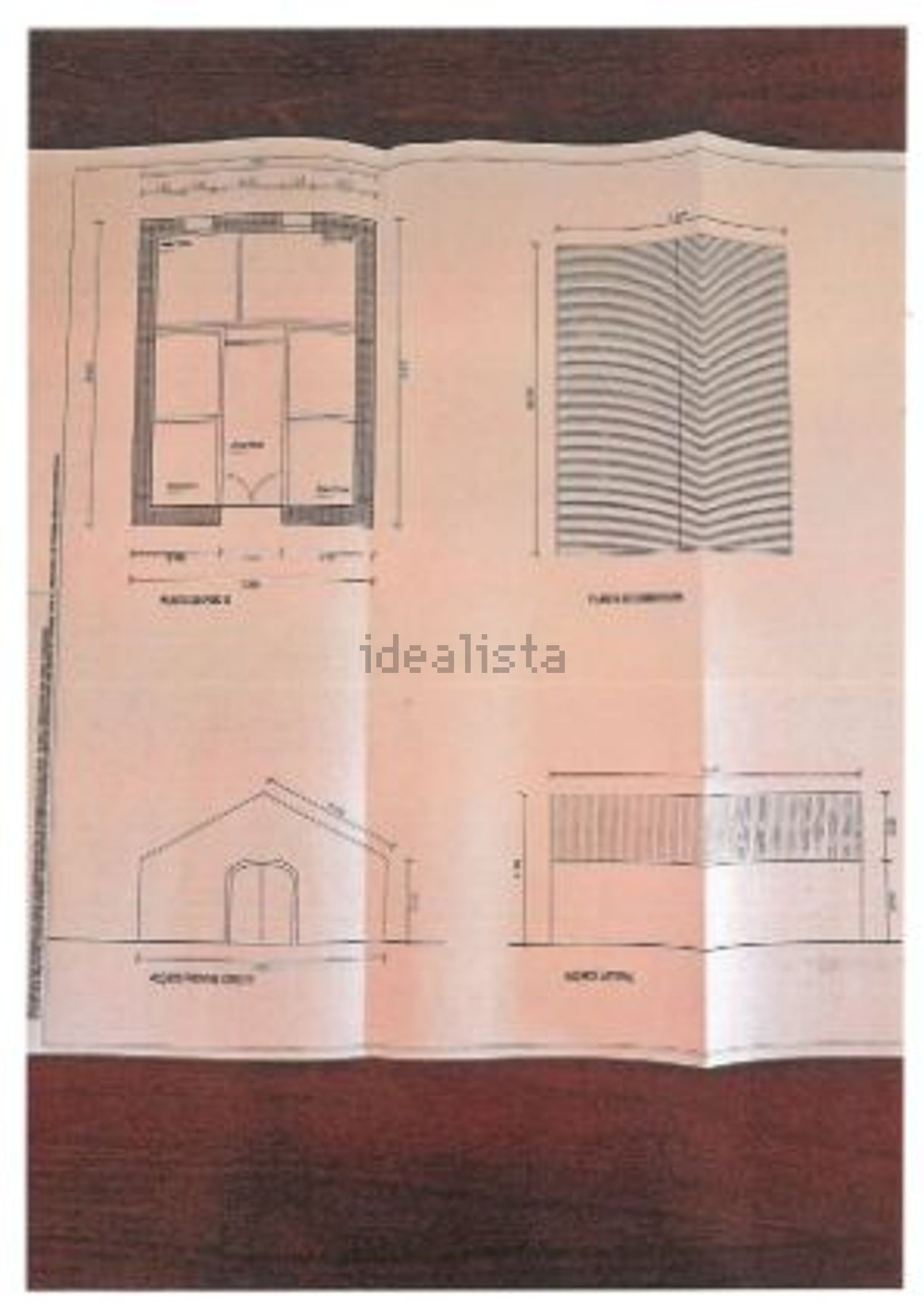 小楼房或独栋别墅出售在Rua da Bica - 平面图