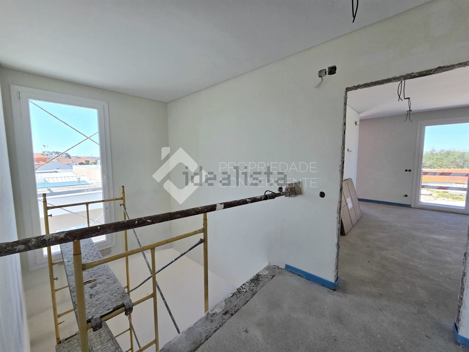 双拼别墅出售在Vendas de Azeitão - 照片