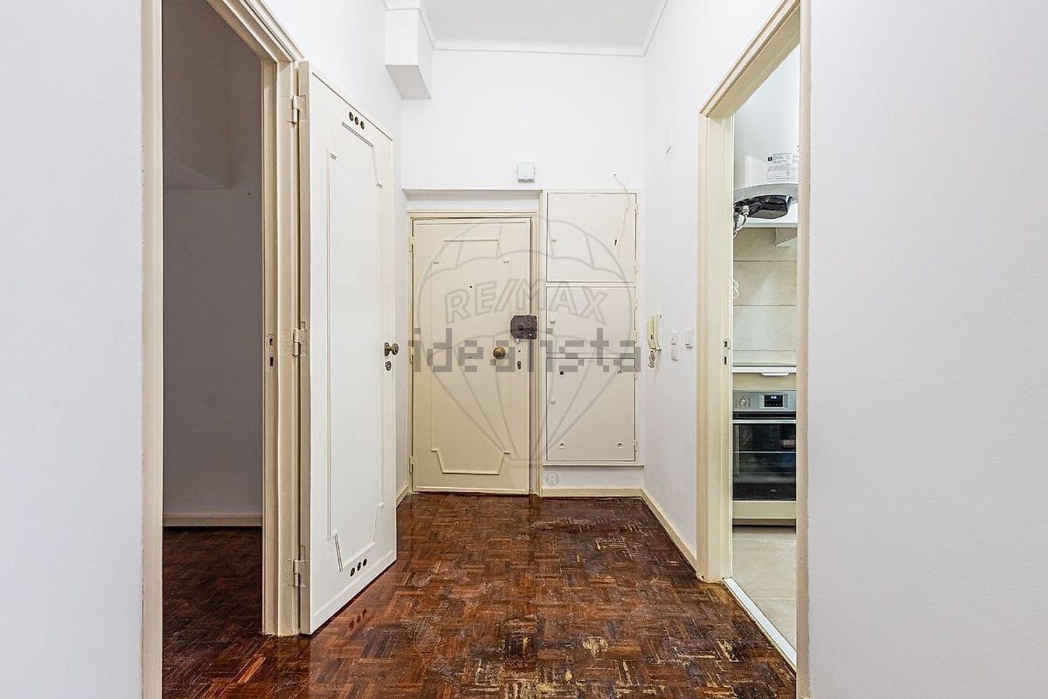 出租公寓 t1在Largo Maurício de Oliveira - 过道