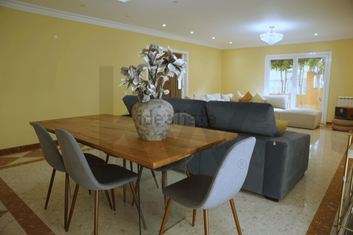 小楼房或别墅出售在Rua dos Eucaliptos s/n - 客厅