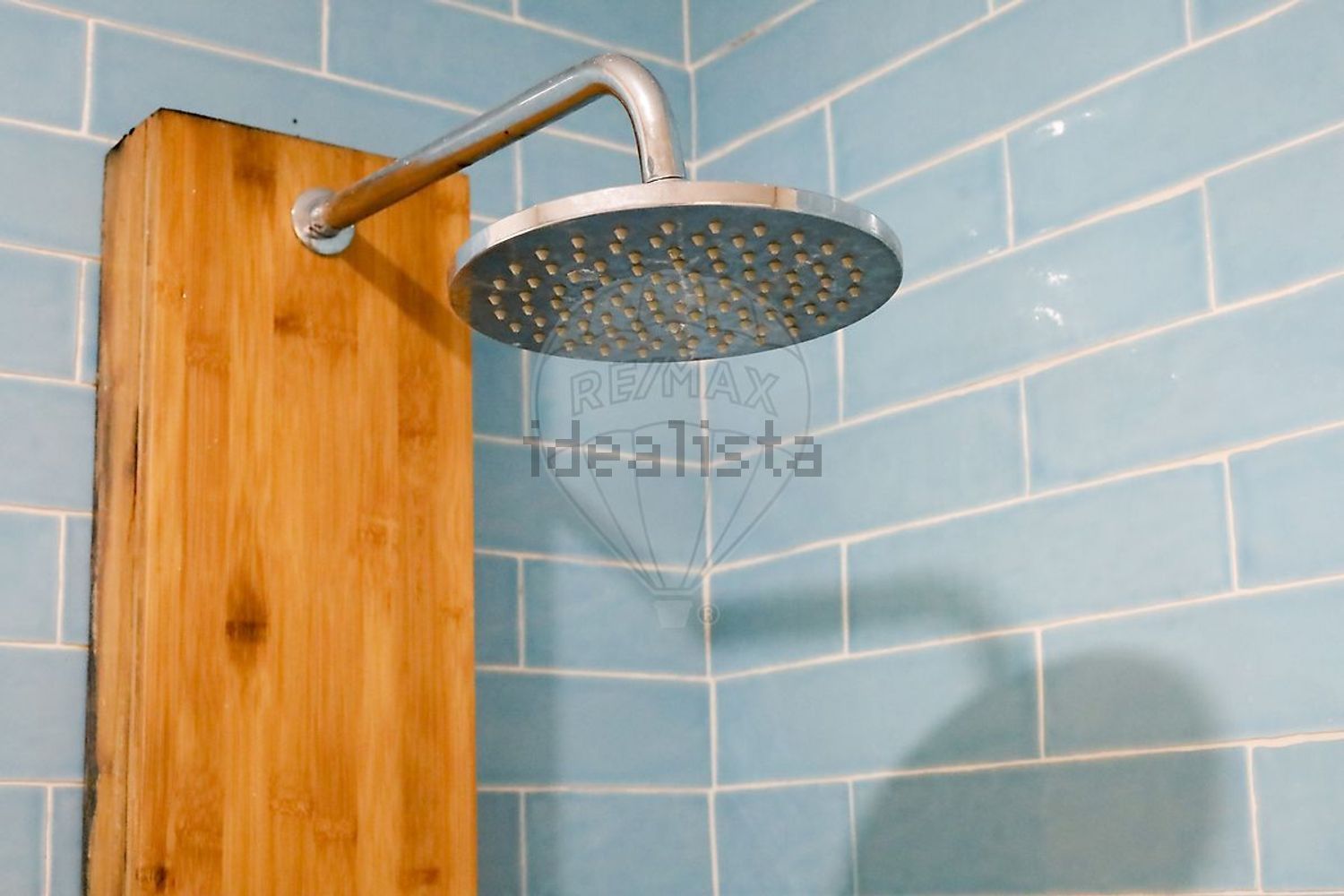 小楼房或独栋别墅出售在Dois Portos e Runa - 卫生间