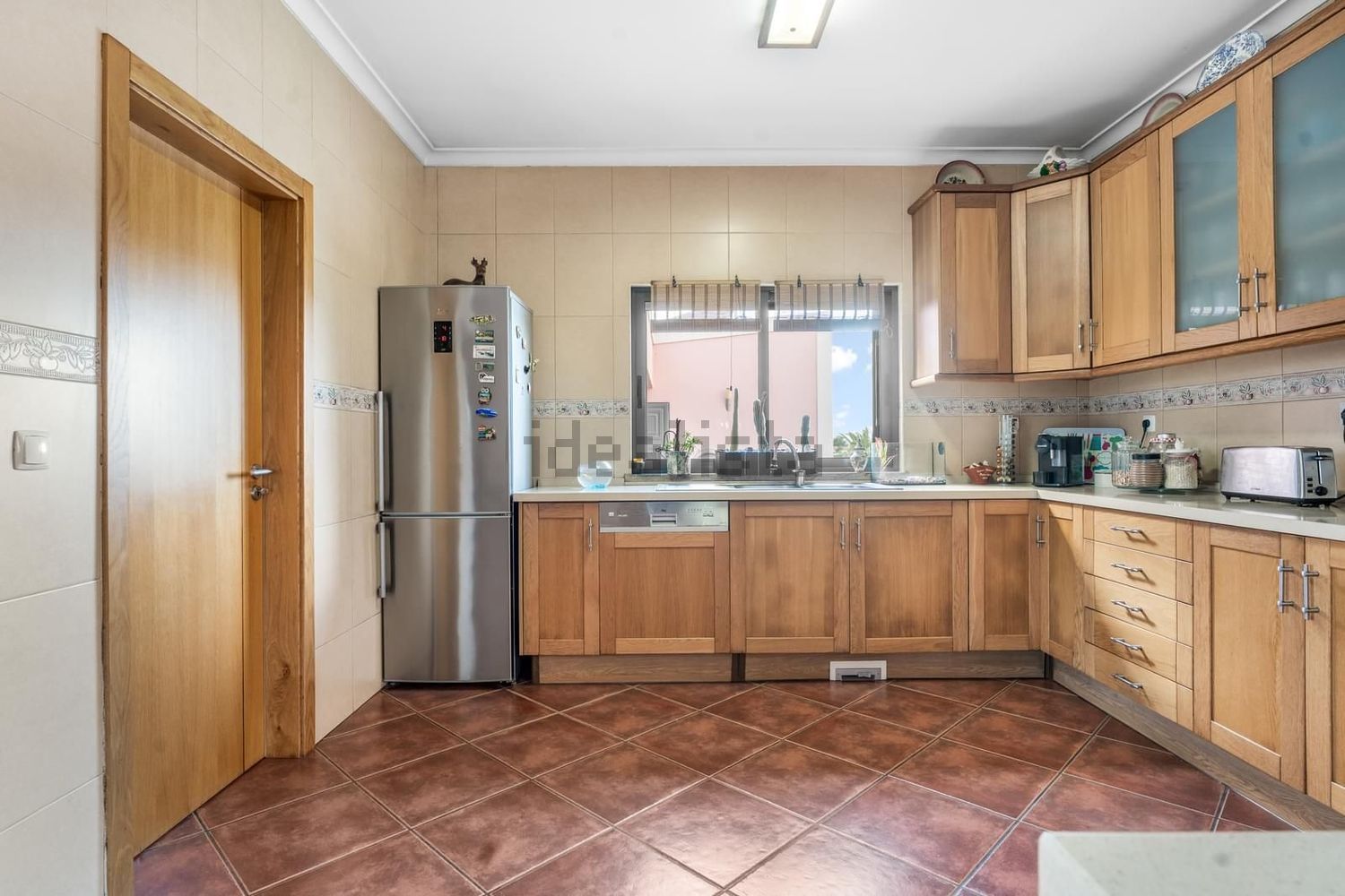 小楼房或独栋别墅出售N10 - 厨房