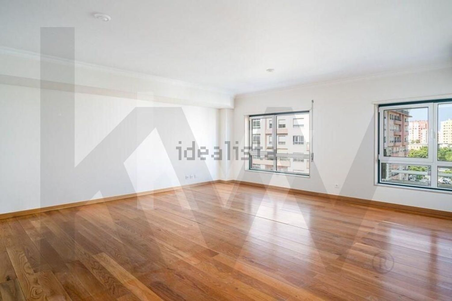 出租公寓 t4在Rua São Bento Menni, 2 - 居住