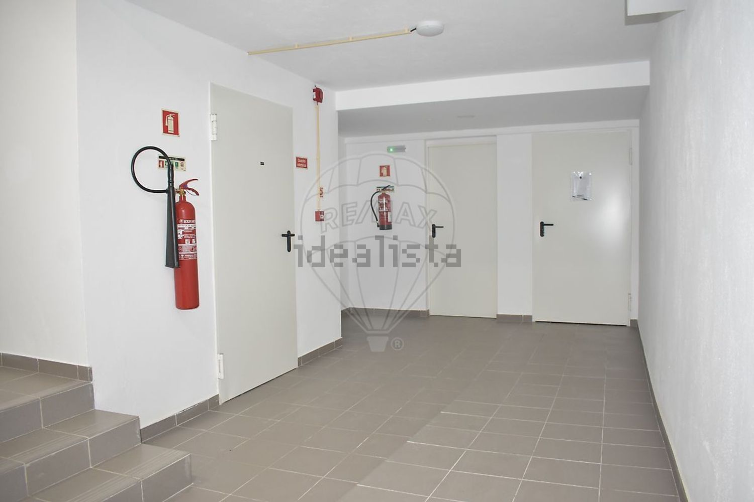 公寓 t2出售在Rua Gago Coutinho e Sacadura Cabral - 照片