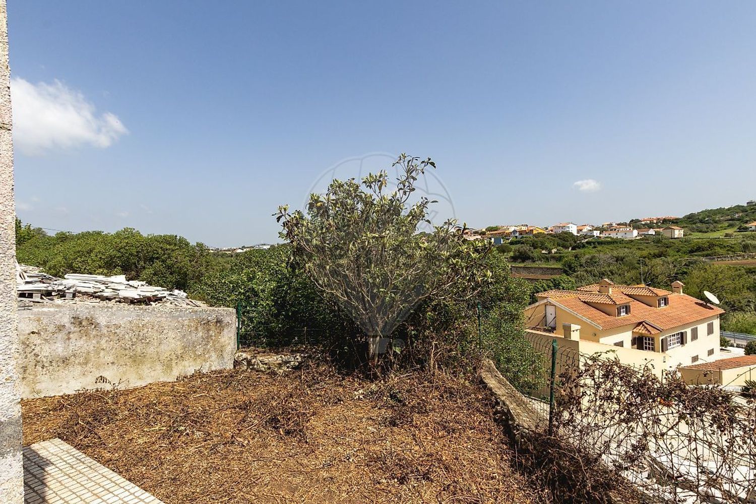 小楼房或独栋别墅出售在Estrada do Casal Sequeiro - 花园