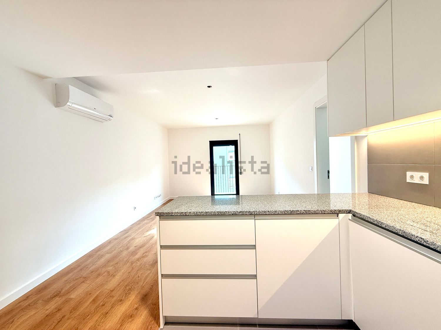 出租公寓 t1在Rua Artur Ferreira da Silva - 厨房