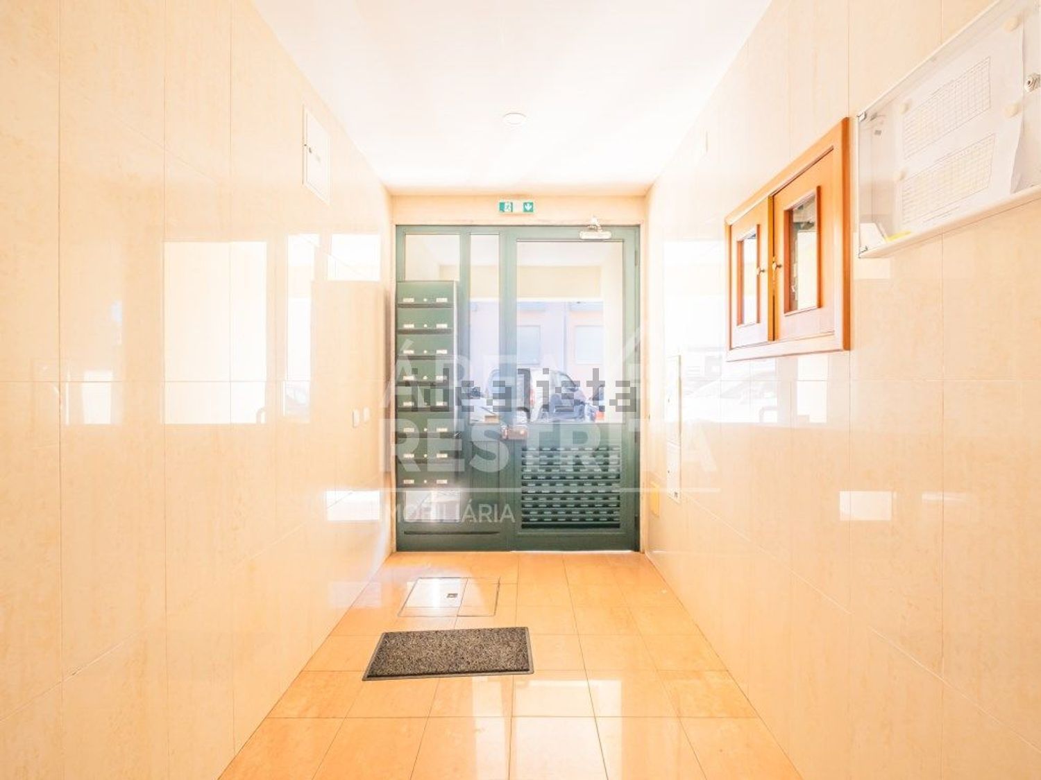 公寓 t3出售在Rua de Dadrá - 过道