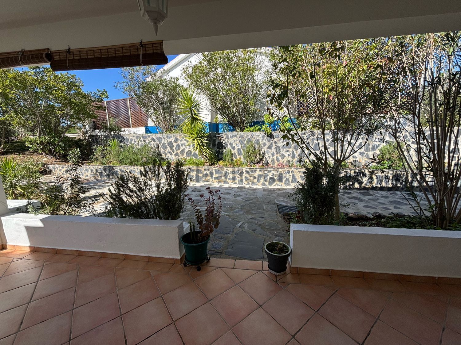 联排别墅出售在Estrada N253 s/n - 门廊