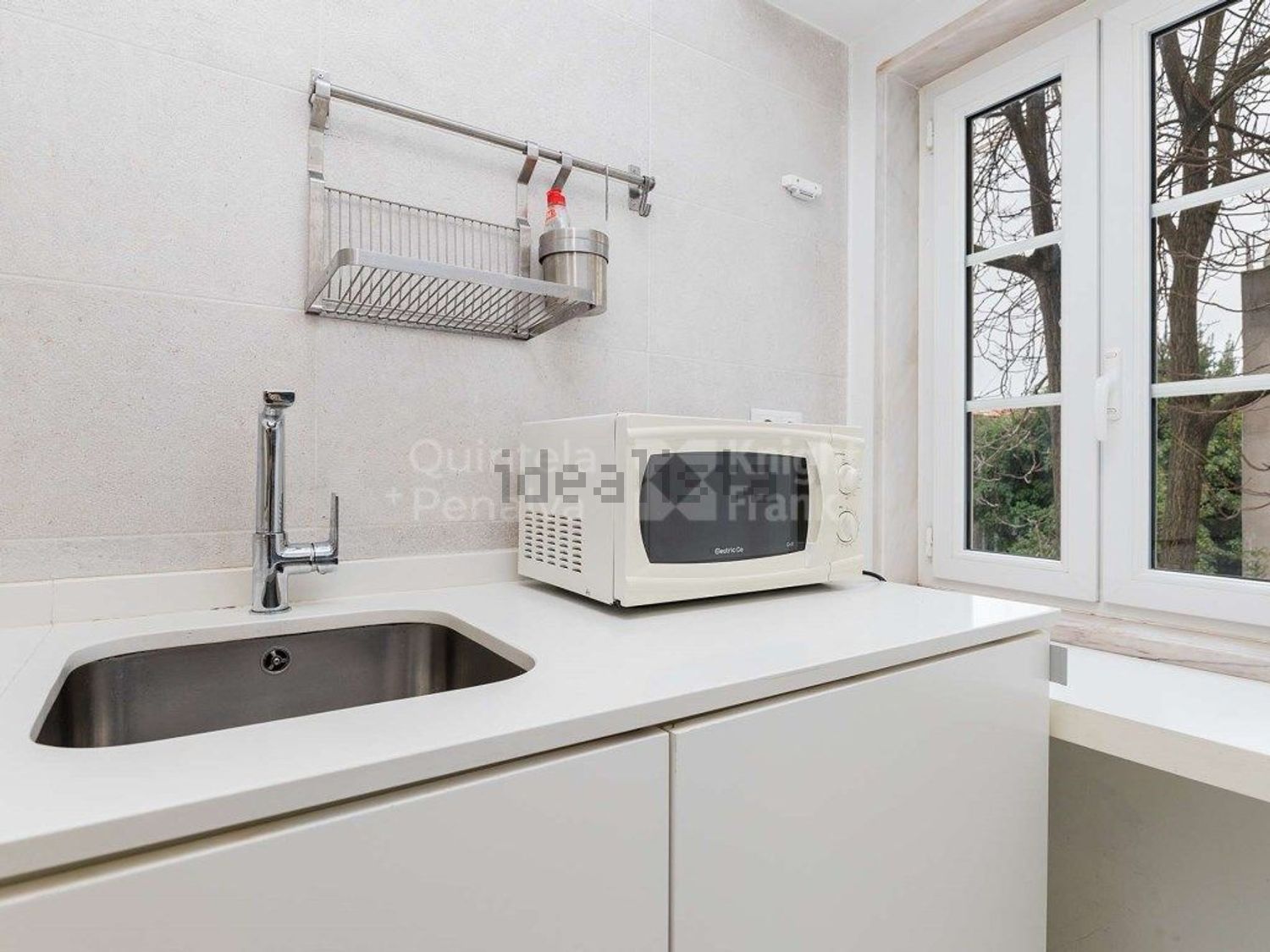 出租公寓 t1在Campo de Santana - Santa Marta - 厨房