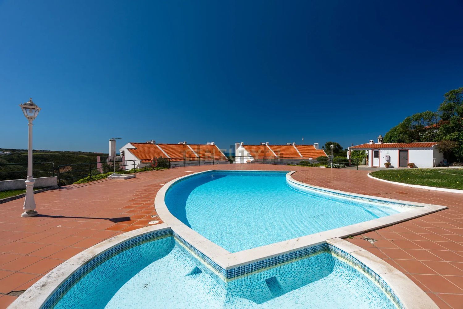 公寓 t1出售在Estrada Municipal 546 - 游泳池