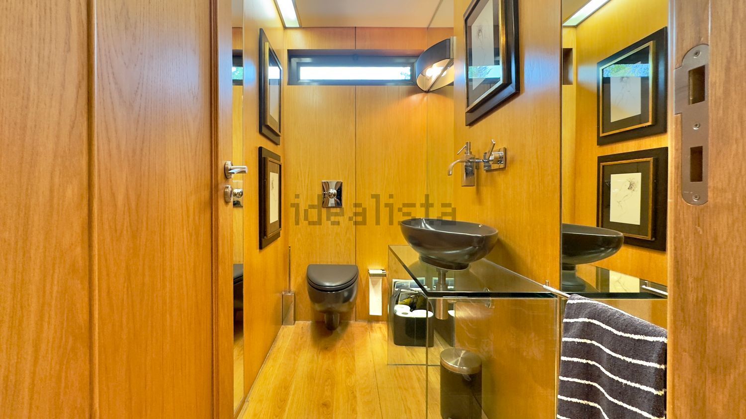 小楼房或独栋别墅出售在Rua B1 da Quinta dos Alcoutins, 10 - 卫生间