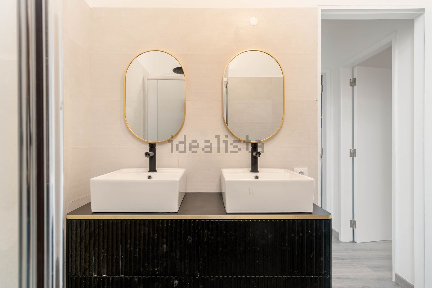 公寓 t3出售在Praça Rainha Santa - 卫生间