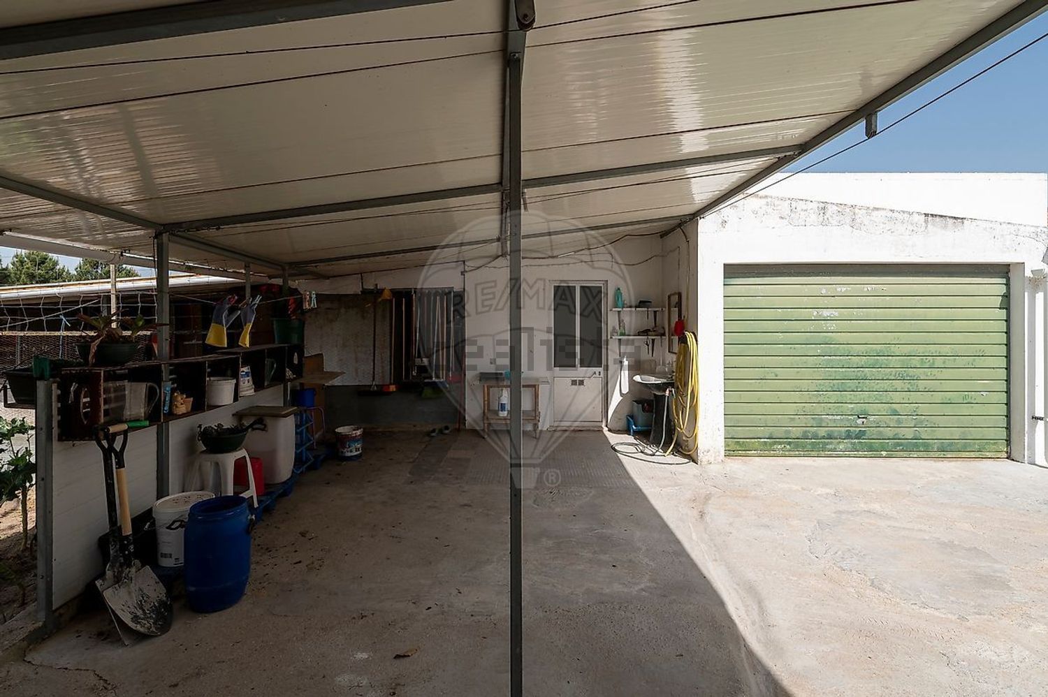 小楼房或独栋别墅出售在Rua Bento de Jesus Caraça - 停车位