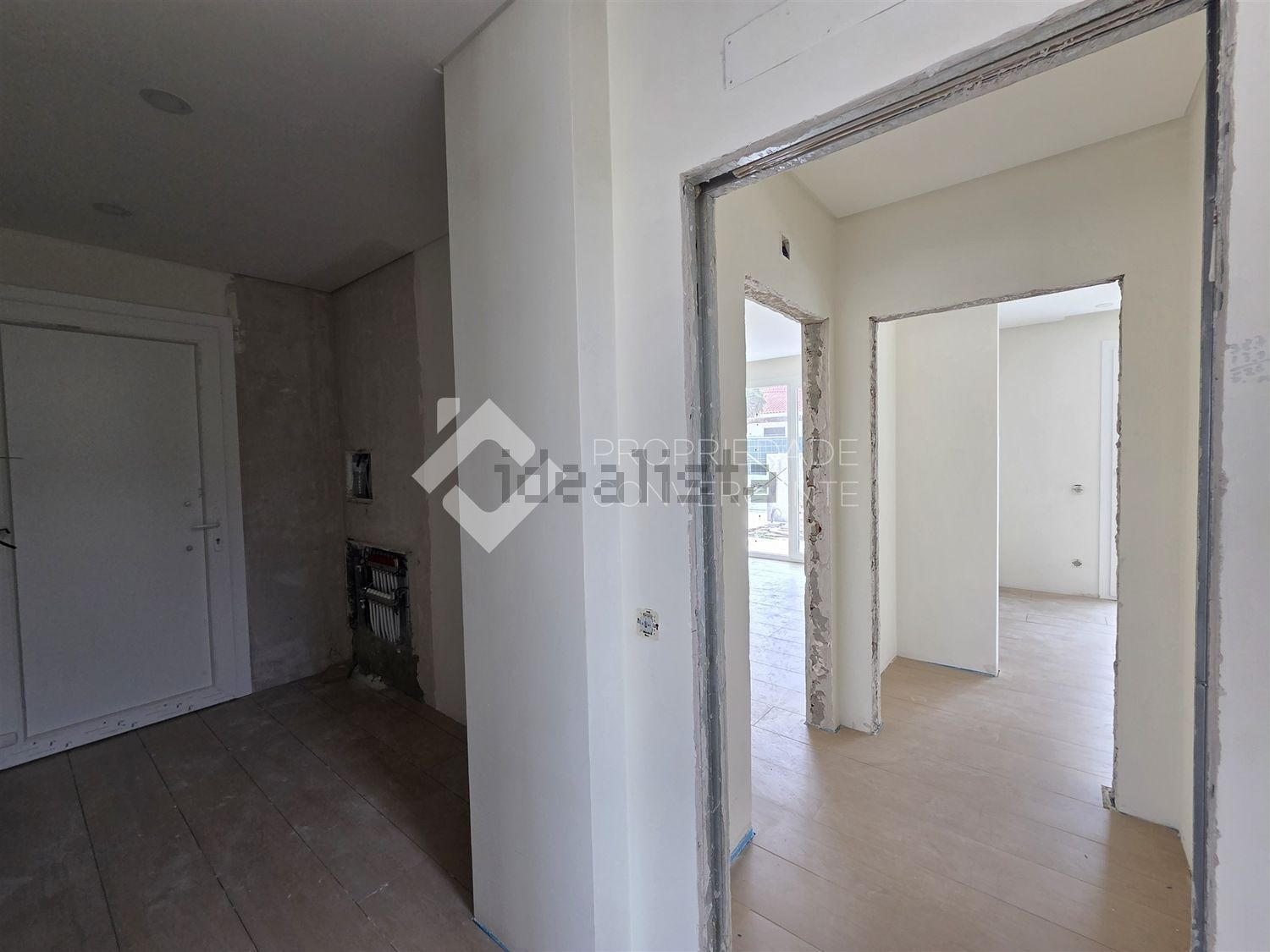 小楼房或独栋别墅出售Azeitão s/n - 前厅