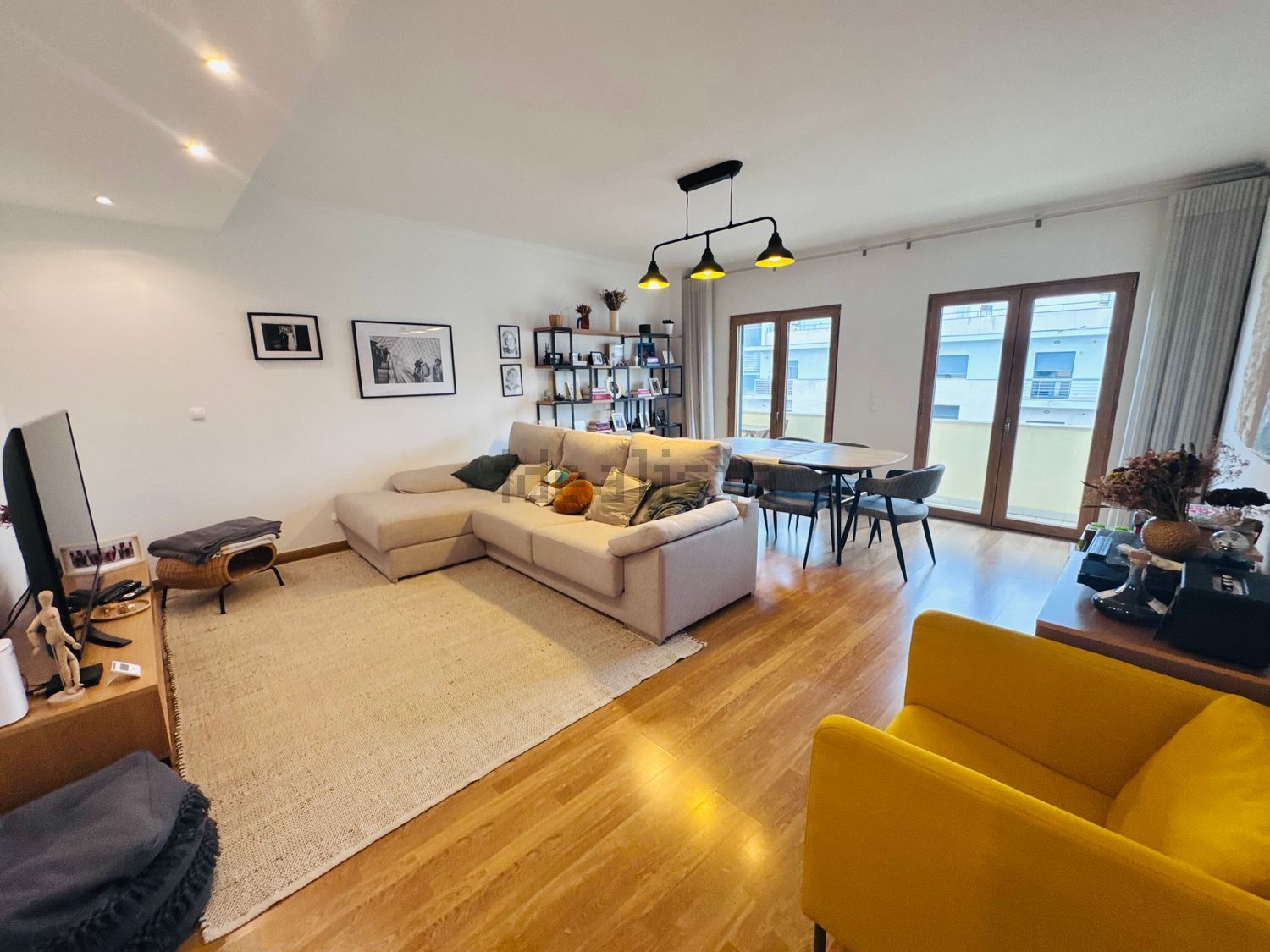 公寓 t3出售在Rua Júlio Conceição Sousa, 12 - 客厅