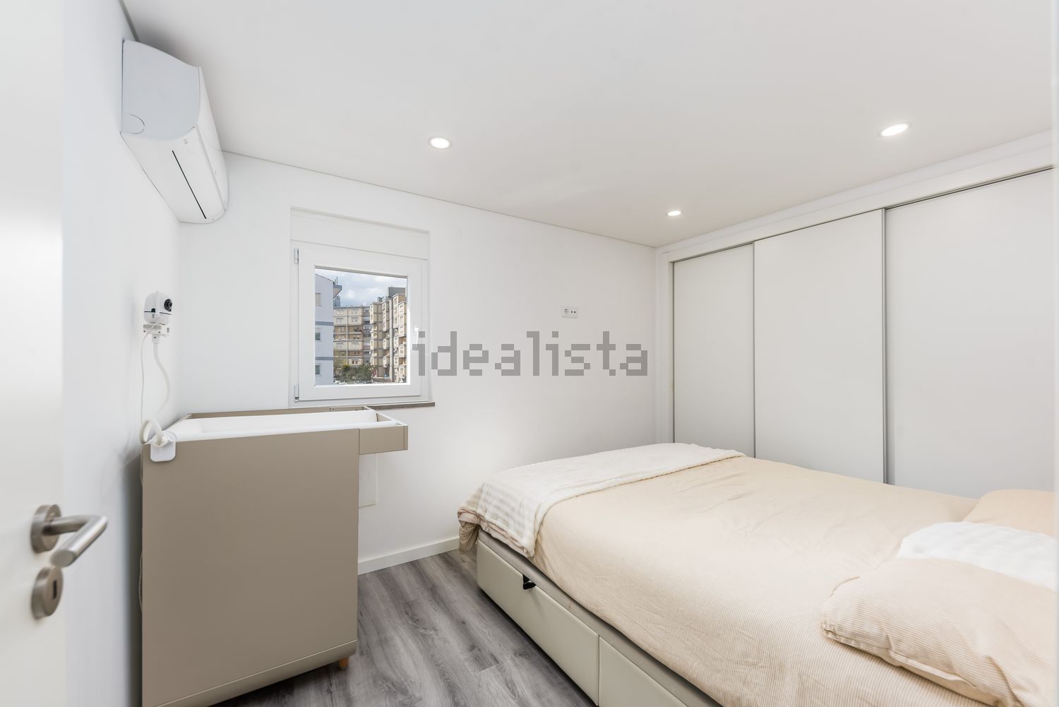 公寓 t3出售在Rua Capitão-Mor Lopes Sequeira - 卧室