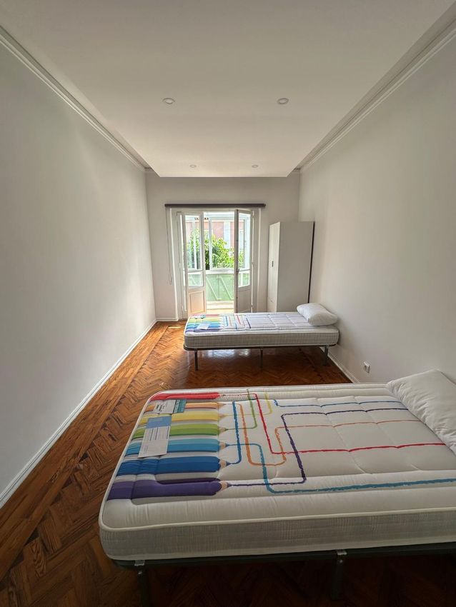 出租房间在Rua Antero de Quental, 3