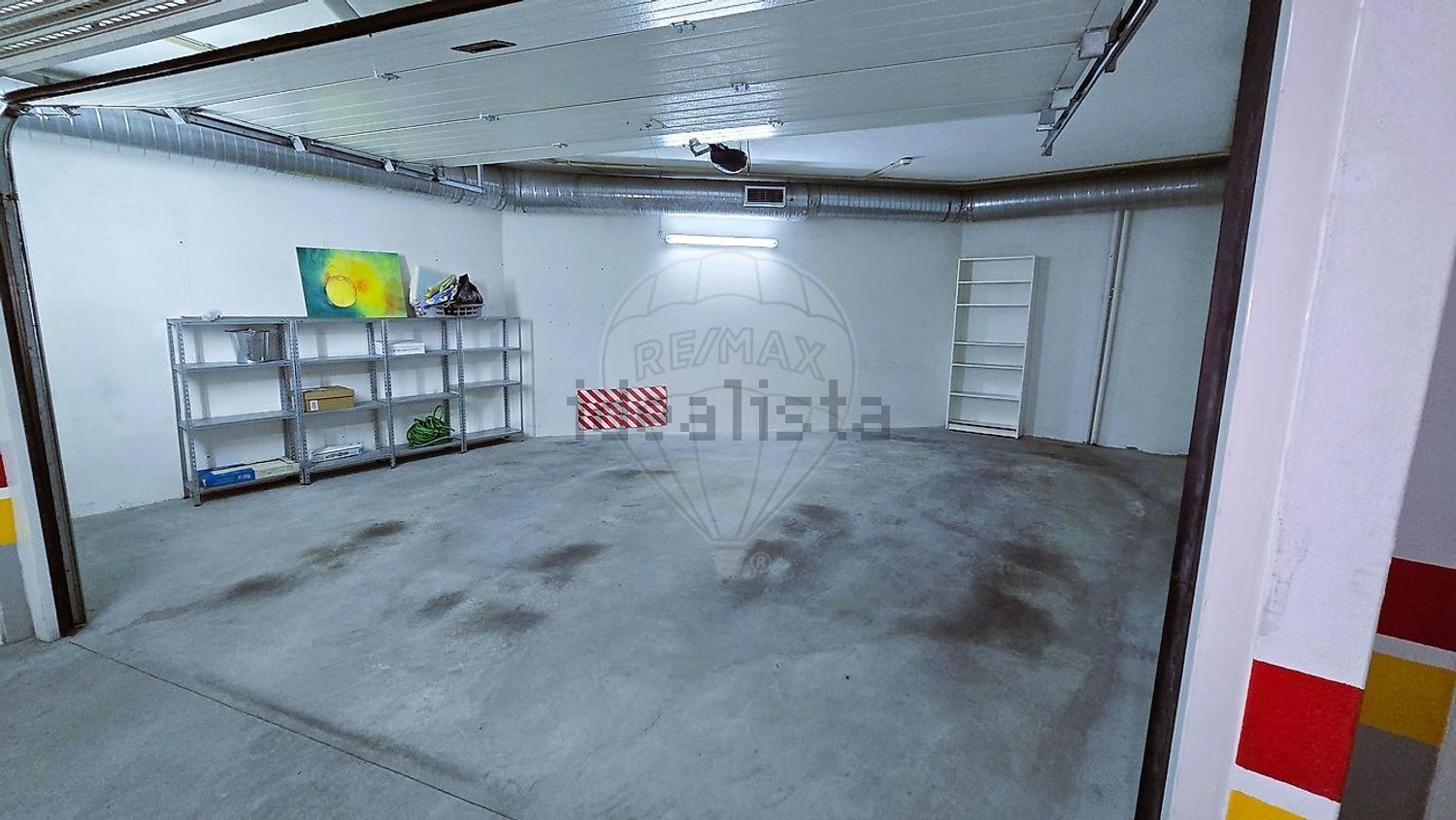 出租公寓 t3在Rua Marechal António de Spínola - 停车位