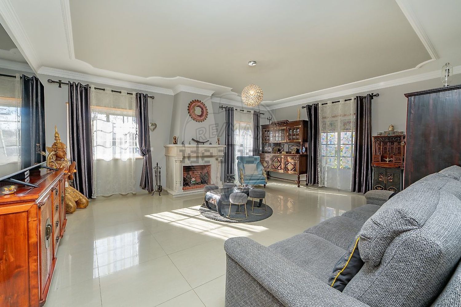 小楼房或独栋别墅出售在Rua do Campo da Bola - 客厅