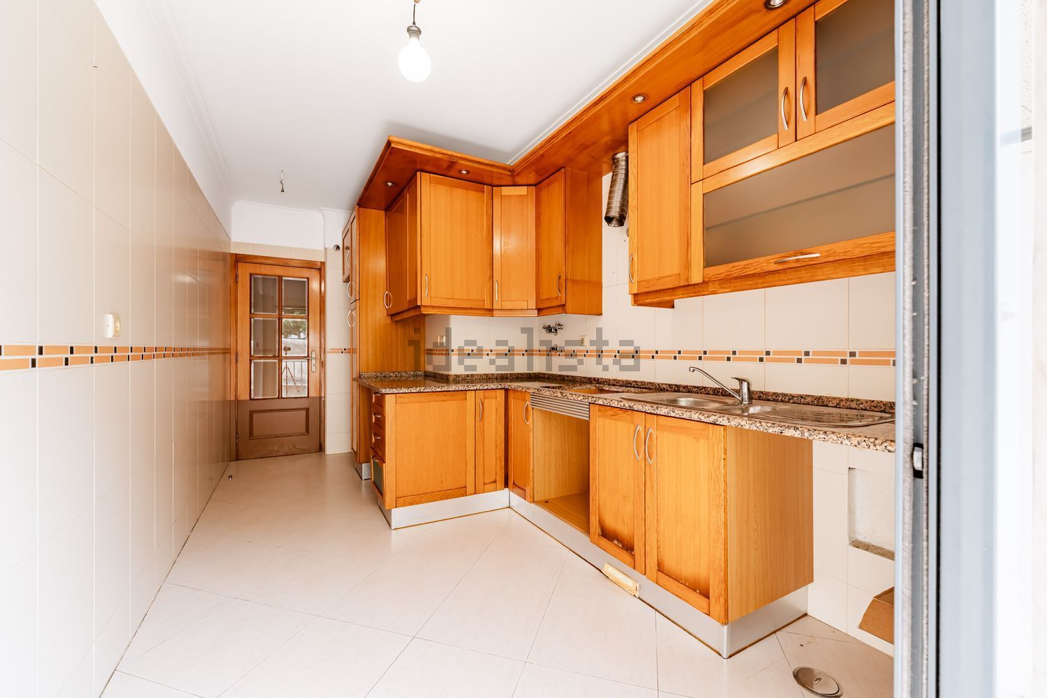 公寓 t3出售在Falagueira-Venda Nova - 厨房