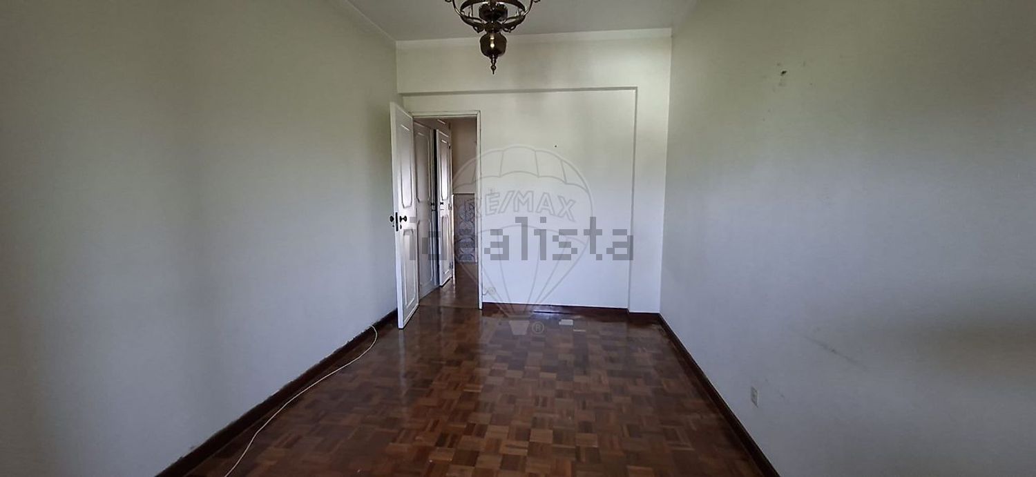 公寓 t2出售在Rua António Nobre - 过道