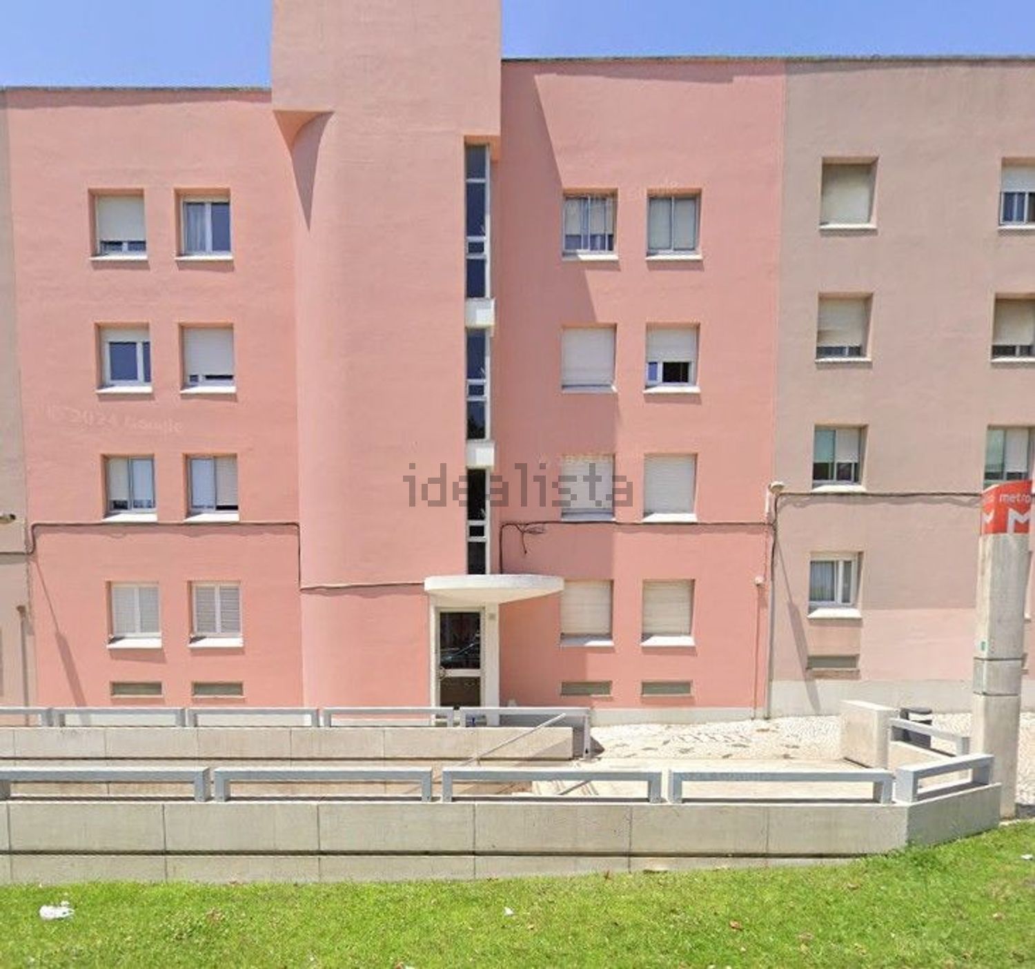 公寓 t3出售在Avenida Marechal Teixeira Rebelo, 41 - 外立面