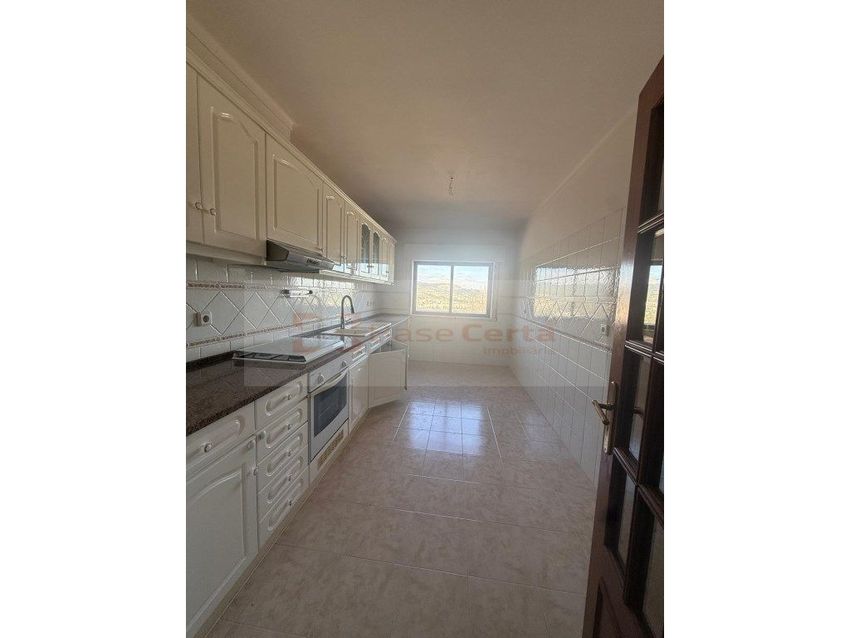 出租公寓 t3在Rua José Nogueira Vaz