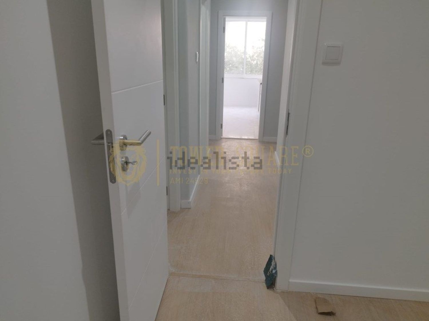 公寓 t3出售在Falagueira-Venda Nova - 过道