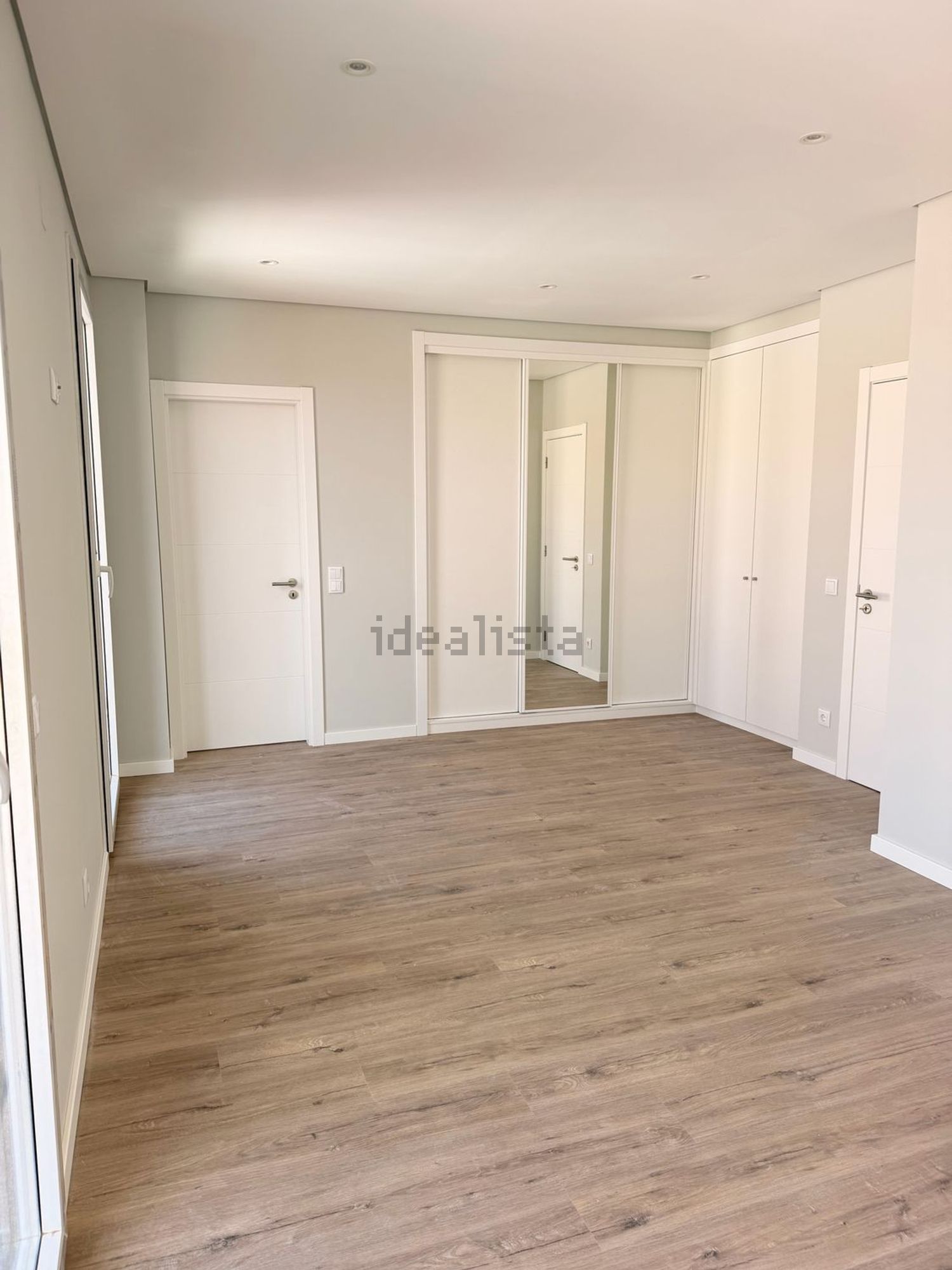 小楼房或独栋别墅出售在Rua Carlos Paião, 11 - 卧室