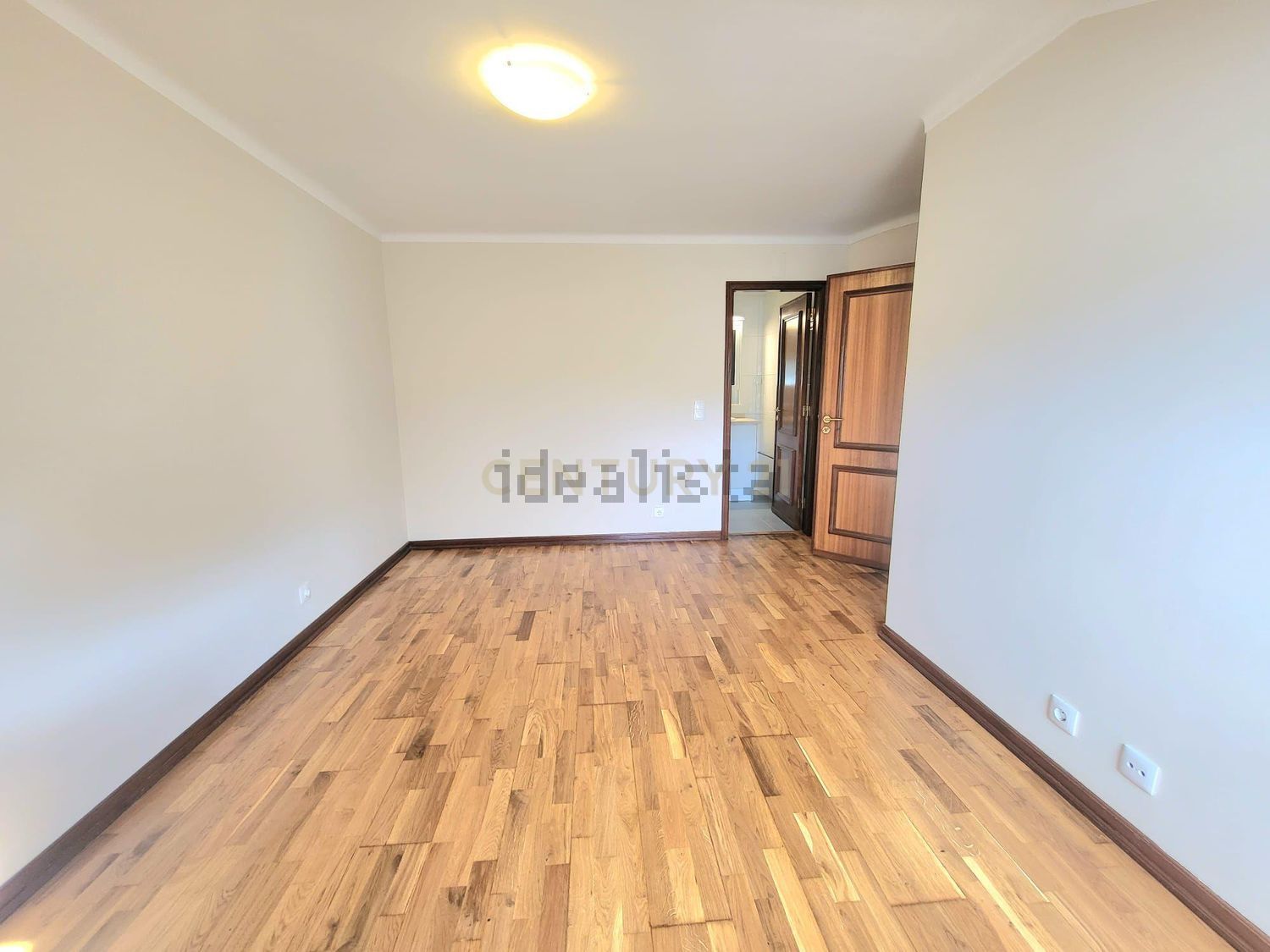 出租复式公寓在Rua Mira Serra, 6 - 居住