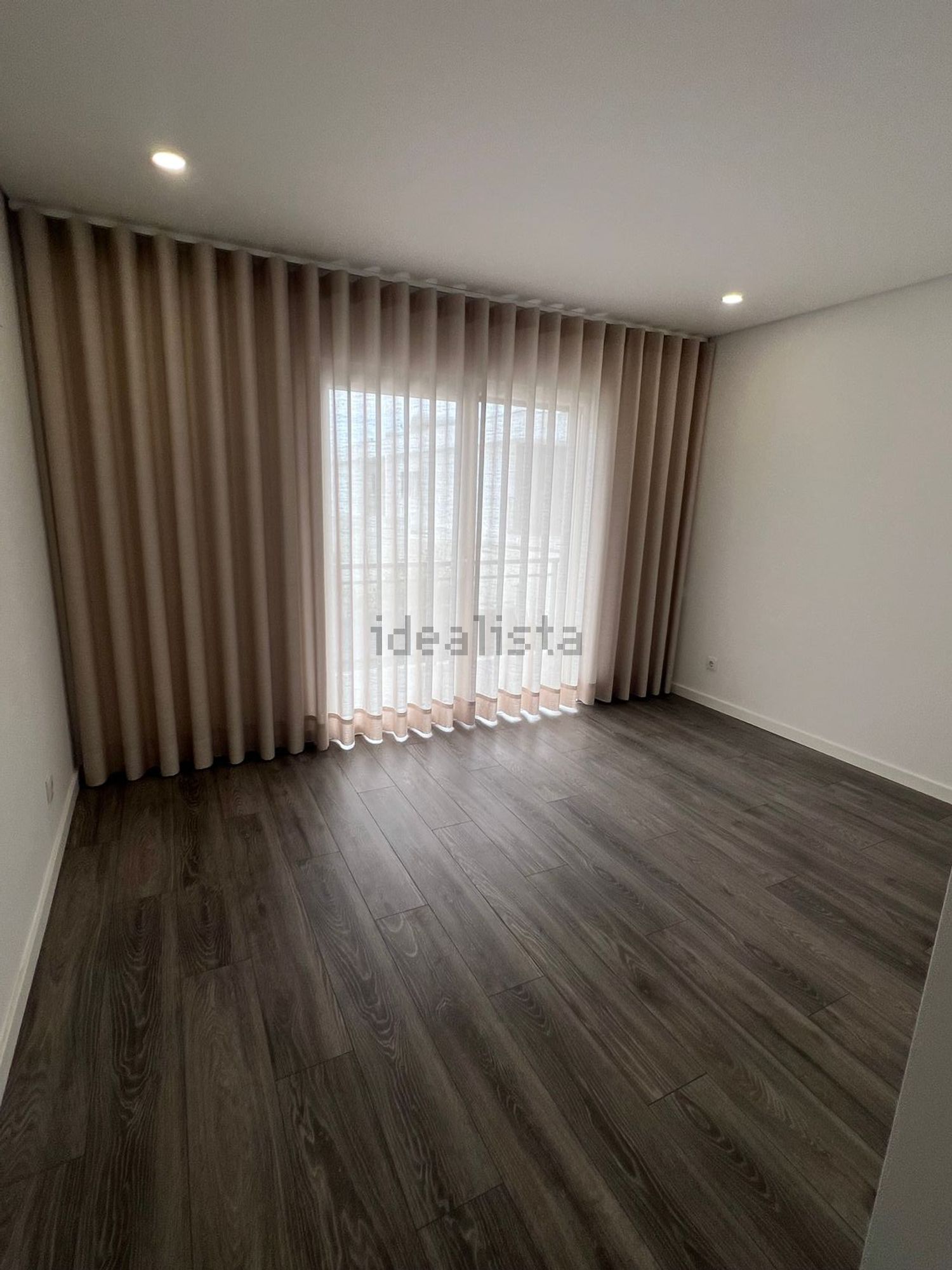 出租双拼别墅在Avenida do Seixal, 109 - 详情