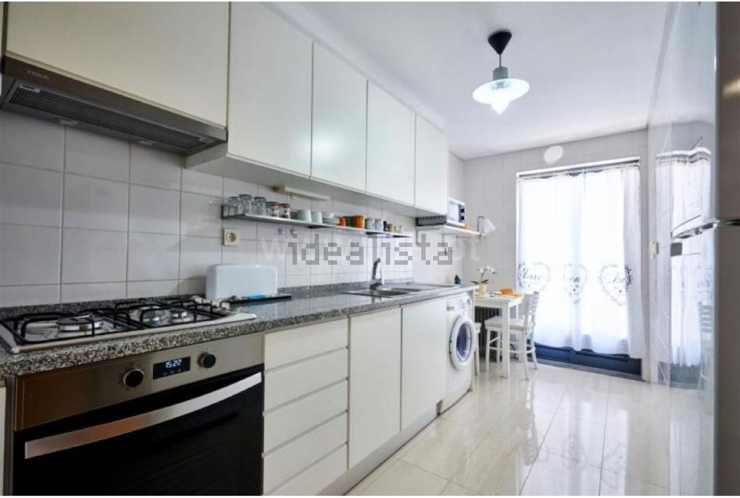 出租公寓 t1在Rua Comandante Cousteau, 17 - 厨房