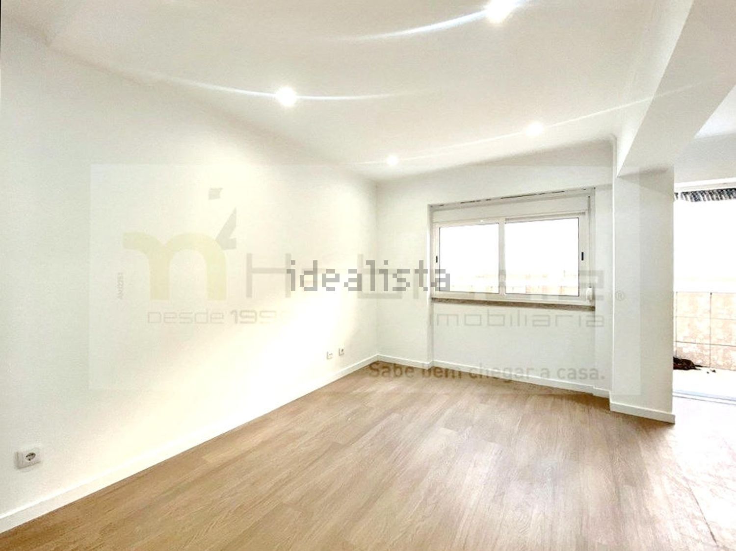 公寓 t2出售在Praça da Igreja, 5 - 客厅