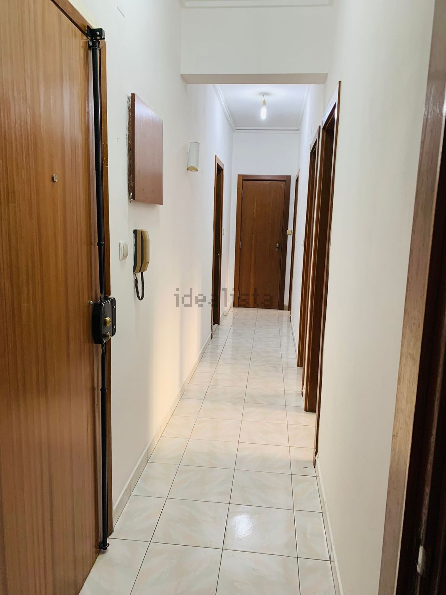 出租房间在Rua Ana de Castro Osório, 7 - 过道